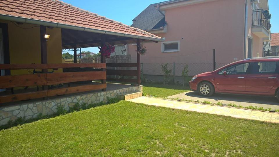Lux Hus Novi Sad Apartment Veternik Bagian luar foto