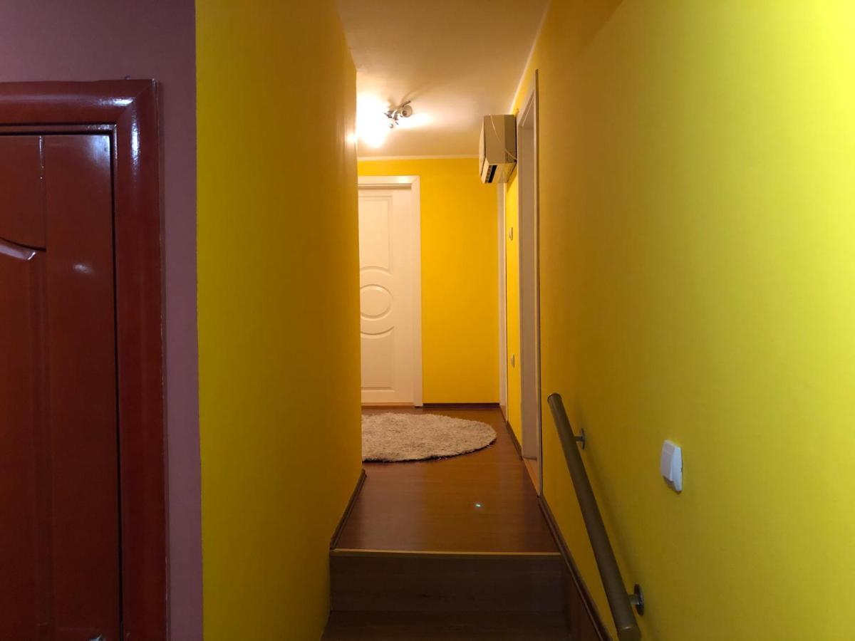 Lux Hus Novi Sad Apartment Veternik Bagian luar foto