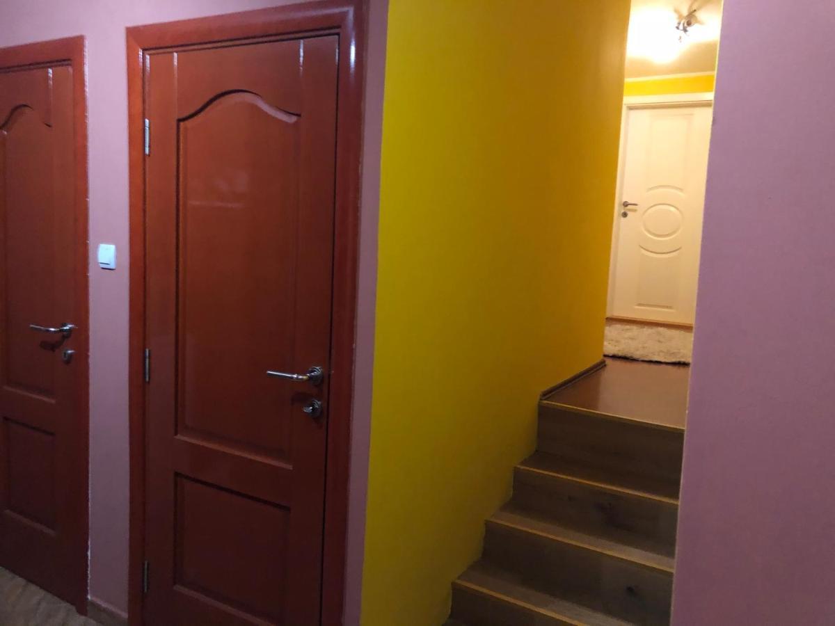 Lux Hus Novi Sad Apartment Veternik Bagian luar foto